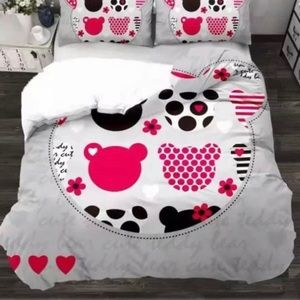 Beautiful queen size 3pcs duvet cover set